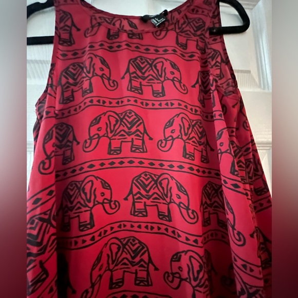 Forever 21 Elephant dress size small - Picture 2 of 3